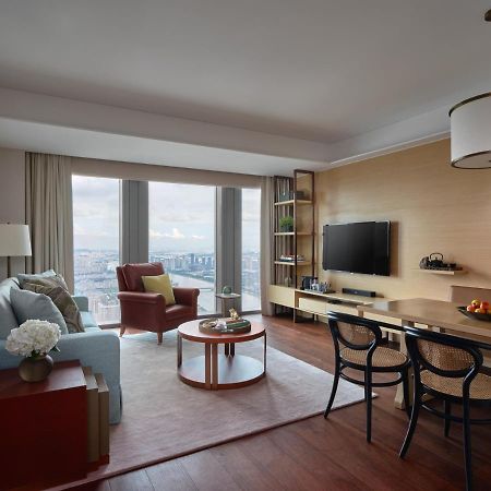 Rosewood Guangzhou, Enjoy Free Shuttle Bus Service Between The Hotel And The Canton Fair Complex During The Canton Fair Экстерьер фото